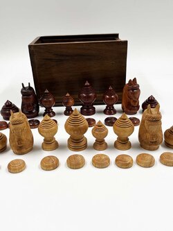 ตัวหมากรุกไทยไม้ชุดกุมภัณฑ์พร้อมกล่อง