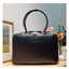MIU MIU LEATHER BEAU BAG กระเป๋าถือรุ่นสุดจึ้ง ที่ไม่มีตอนนี้คือพลาด ดีไซน์เรียบแต่มากมีอยู่จริง สวยดูแพง หูจับในตัวง่ายและสะดวกพกพา เพียงแค่คล้องไหล่ ขนาดใหญ่จุของได้แบบสบายๆ