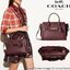 Coach Swagger 27 Pebble Leather Satchel Black Detail : กระเป๋าcoach ทรงสวย ไม่มีวันเฉย ดีเทลด้านหน้ากระเป๋าเยอะ ชิคไปอีกแบบ ภายในกว้าง ใส่ของได้มาก แถมจะถือก็ได้ หรือ สะพายกระเป๋าก็ดี มีจำนวนไม่เยอะ ใครยังไม่มีใบนี้ รีบจับรีบจองกันเลยนะคะ