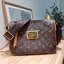 LV INVENTEUR MONOGRAM BAG รุ่นหายากสุดคลาสสิค กับกระเป๋าสะพายข้างดีไซน์วินเทจ ย้อนยุค มีดีเทลความหรูด้วยแผ่นเพลทสีทอง สายสะพายในตัวใช้งานได้คล่องตัว