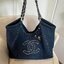 Chanel Blue Denim XL Coco Cabas Tote / CHANEL DENIM SHOULDER BAG กระเป๋าทรงช็อปปิ้งโท้ทใบใหญ่ เอาใจสาวๆสายแบกกันค่ะ กับรุ่นยีนส์ สุดวินเทจ 🧡 เกรดท็อปไฮเอน ใช้งานต่างประเทศได้