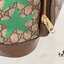 GUCCI Backpack with Interlocking G / GG Coated Canvas Backpack กระเป๋าเป้กุชชี่ใช้ได้ทั้งหญิงชาย ไม่ว่าจะวันธรรมดาหรือวันไปเที่ยว เพียงแค่สะพายกระเป๋าเป้ใบนี้ติดตัวไปด้วย ก็เพิ่มความมีสไตล์ให้กับตัวเองได้แล้ว ด้วยรูปทรงและลายตารางอันเป็นสัญลักษณ์ของแบรนด์