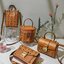 M.C.M CYLINDER CROSSBODY IN VISETOS รุ่นยอดฮิตอีกหนึ่ง!! กระเป๋าสะพายข้าง ดีไซน์ทรงกระบอก ให้คุณสนุกไปกับทุกสไตล์การแต่งตัว สวยอยู่ทรง ใส่ของสำคัญได้ครบถ้วน วัสดุหนังแคนวาสคุณภาพดี เปิด-ปิดด้วยซิปรอบ ภายในบุผ้าสลับหนังแท้ เป็นช่องโล่งทำให้เก็บของไว้ได้สะด