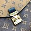 LV Pochette Métis ไอเท็มนำแฟชั่นที่น่าดึงดูดใจอย่างยิ่ง กระเป๋าที่มีรูปลักษณ์ทรงกะทัดรัดและใช้งานได้สะดวก หนังแท้แคนวาสอย่างดีเลยค่ะ ลาย Monogramอัญเป็นเอกลักษณ์ของแบรนด์