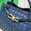 BOTTEGA Small Andiamo Denim Shoulder Bag 25cm / BOTTEGA Tote Bag กระเป๋าสะพายดีไซส์สาน วัสดุเดนิมคอตตอนรุ่นใหม่ สวยงามเป็นเอกลักษณ์ เกรดออริ 1:1 ใช้งานต่างประเทศได้