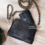 Chanel Shoulder Bag With Chain VIP Gift With Purchase (GWP) พรีเมี่ยมกิ้ฟ Chanel Perfume Counter วัสดุหนังคาเวียร์สวยหรูอยู่ทรง เปิดปิดด้วยซิปสะดวกใช้หัวซิปแบรนด์ ห้อยอะไหล่โลโก้ทองเพิ่มดีเทลเก๋ ภายในมีโลโก้และช่องซิป ใส่กระเป๋าสตางค์ มือถือ iphone ได้ มา