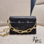 VIP 🥂 LV POCHETTE COUSSIN กระเป๋าสะพายกึ่งคลัชท์ ไซส์มินิ น่ารักมากๆ สุดหรูด้วยวัสดุหนังแกะปั๊มลายสวยคม ฟูนุ่ม สัมผัสดี มาพร้อมสายโซ่ใหญ่ในตัว ดูแพง!! และสายโซ่เล็กสะพายข้างได้กำลังสวย เปิด-ปิดด้วยกระดุมแม่เหล็ก ภานในเป็นช่องโล่ง แบ่งสัดส่วน ใส่ขอ