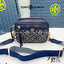 TORY BURCH T MONOGRAM JACQUARD CAMERA BAG กระเป๋าสะพาย Crossbody วัสดุหนังวัวแท้ การออกแบบเรียบง่าย ยังคงความหรูหราเอาไว้ โดดเด่นด้วยลวดลาย T Monogram มาพร้อมสายสะพายยาวแบบสปอร์ต ถอดออกได้ สายปรับระดับได้ ตอบสนองการใช้งานได้ดี มีหูหิ้วด้านบนสามารถใช้งานได