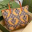 (รวมแบบ) หนังแท้ GUCCI Animal-Friendly Gucci Kid GG Supreme Tote Bag ลายใหม่น่ารักมากเลยค่าา งานหนังแท้ทรงตั้งสวย ขนาดกะทัดรัด จุของได้เยอะ ใช้ได้ทั้งเด็กและผู้ใหญ่ น่ารักมากค่ะ