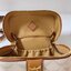 M.C.M HIMMEL VANITY CASE IN LAURETOS กระเป๋าทรงกล่อง มีหูจับด้านบน หนังสวยนุ่มมือ สวยงาม อะไหล่ทอง