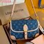 LV Diane Monogram Denim Bag กระเป๋าสะพายมัลติฟังก์ชั่น โมโนแกรมเดนิมสุดไอคอนิก ดีไซน์ใหม่ ออกมาได้น่ารักน่าใช้มากๆ สียีนส์สวยมีเสน่ห์