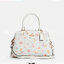 COACH C8340 MINI LILLIE CARRYALL IN SIGNATURE CANVAS WITH MYSTICAL FLORAL PRINT สีใหม่ล่าสุด กับรุ่นที่สุดของความขายดี คอลยอดฮิตในลวดลายสุดชิค กระเป๋าสะพายทรงสวย ที่ดีไซน์ออกมาให้ใช้งานง่าย สะดวก สวย หรู ดูดี!! วัสดุหนังแคนวาสเคลือบลาย มาพร้อมสายสะพายข้าง