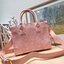 M.C.M SMALL MUNCHEN TOTE IN VISETOS พร้อมส่ง 3 สี กระเป๋าโท้ทไซส์เล็ก ขนาดกำลังสวย พกพาง่าย ใหม่ล่าสุด ที่ใช้สามารถใช้ได้ทั้งหนุ่มๆและสาวๆ รูปทรงคลาสสิค