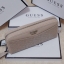 GUESS FACTORY WOMEN'S WALLET กระเป๋าสตางค์ใบยาว ดีไซน์สวยหรู วัสดุหนังนิ่ม ปั๊มลายแบรนด์คมชัด ประดับโลโก้แบรนด์สวย เปิดปิดด้วยซิปบน ภายในมีทั้ง ช่องใส่ธนบัตร แบงก์พัน และช่องใส่บัตรหลายช่องแยกเป็นสัดส่วน ภาพถ่ายจากสินค้าจริงสวยน่าใช้ค่ะ สาวๆที่กำลังห