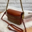 COACH CASSIE CROSSBODY 19 IN SIGNATURE BAG 💋สวย คลาสสิค ดูดีมีระดับมากๆค่ะ!! กระเป๋าแบบหิ้วได้//คล้องไหล่ได้//สะพายข้างหรือครอสบอดี้ร์ได้ วัสดุหนังแท้ทั้งใบอย่างดีค่ะ เปิดปิดกระเป๋าแบบหมุนล็อค ภายในแบ่ง3ช่อง แต่ละช่องกว้าง สามารถใส่กระเป๋าเงินใบกล