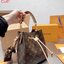 LV Neonoe Monogram Canvas / LV Bucket Bag กระเป๋าสะพายทรงบัคเก็ตอีกหนึ่งรุ่นท็อปฮิต ที่ไม่มีไม่ได้จริงๆ โดดเด่นและเป็นเอกลักษณ์ด้วยการตกแต่งลายพิมพ์เฉพาะ