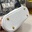 DIOR SMALL C'EST 17 cm / Dior bucket bag รุ่นใหม่สวยหรู ดูแพงมากค่ะ กระเป๋าสะพายบัคเก็ต รูปทรงคลาสสิค ใช้งานง่ายภายในโล่งกว้างมาก สวยมาก ควรมีค่า