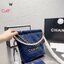 Chanel 22 mini bag with pearls 8" / Chanel Bag พร้อมส่ง กระเป๋าสะพาย สายโซ่อะไหล่ทองพร้อมสายมุกสวยหรู ทรงยอดฮิตในปี 2023 หิ้วหรือคล้องไหล่ได้ มาพร้อมกล่อง อปก ครบเซ็ท รอบนี้จัดราคาพิเศษสุดคุ้มค่ะ ใช้งานต่างประเทศได้ ภาพถ่ายจากงานขายจริง
