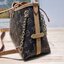 LV CARRYALL BB ใหม่ล่าสุด รุ่นลิมิเต็ดที่สาวๆตามหา จากเคาน์เตอร์ dutyfree ซึ่งเป็นดีไซน์ใหม่ 2025 กระเป๋าสะพายไหล่ทรงสวย ดีไซน์เรียบง่ายคลาสสิค หรู ดูผู้ดี รูปทรงใช้งานง่าย
