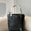 Large YSL CROC TOTE / YSL Toy croc-effect leather tote bag พร้อมส่งครบสองไซส์ *คู่ดูโอ้ สวยแบบตะโกนนน YSL BAG VIP วัสดุหนังสังเคราะห์ หนังนิ่มลายจรเข้เต็มใบ สวยหรูมาก