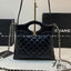 Chanel 23A 31 mini bag / Chanel Hobo Bag 24cm กระเป๋าทรงโฮโบ มีหูจับในตัว พร้อมสายสะพายโซ่สีทองหรูหรา รุ่นตามหา มีพร้อมส่งแล้ววันนี้ค่า