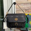 ของแท้ 💯% Tory Burch logo patch satchel bag อีกหนึ่งแบรนด์ดังจากนิวยอร์ก ที่เหล่าดาราเซเลปใช้กันทั่วโลก ด้วยดีไซน์ที่เป็นเอกลักษณ์ เข้ากับยุคสมัย วัสดุ Nylon waterproof ที่แข็งแรงและทนทาน