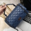 สินค้าเข้าใหม่ KEEP รุ่น Coco chain handbag ✨กระเป๋าทรงหรูวัสดุทำจากหนังแกะสังเคราะห์ หนัง นิ่ม ฟู ตึง สวยอยู่ทรงตามแบบฉบับของแบรนด์ รุ่นใหม่ตัวนี้ปักลายตารางสวยหรู การเย็บประณีตทุกตาราง อะไหล่สีดำ เงา เกรดพรีเมี่ยม ✨รุ่นนี้ดีไซน์มีหูหิ้ว สา