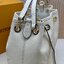 LV Bundle Bag / LV Bella Bucket Bag กระเป๋าสะพายทรงบัคเก็ตรุ่นใหม่ หนังแท้ Monogram Empreinte ตกแต่งอะไหล่สีทองหรูหราปั้มแบรนด์ รูปทรงกระเป๋าเพรียวบางใช้งานได้ตั้งแต่เช้าจรดค่ำแมตช์กับเสื้อผ้าได้ทุกชุด หูจับแบบคู่ใช้ถือก็ดู ล้ำสมัย
