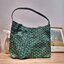 GOYARD BOHEME HOBO BAG / GOYARD HOBO กระเป๋าสะพายทรงโฮโบ ใบใหญ่จุใจ!! มาครบสีขายดี เลิศทุกสี รูปทรงคลาสสิค ดีไซน์เป็นเอกลักษณ์ วัสดุหนังแคนวาสพิมพ์ลายสวยคม ปากกระเป๋ามีซิปเปิด-ปิดกันของหล่นได้ ภายในโล่งกว้างมาก มาพร้อมสายคล้องในตัว ทนทาน สะพายสวยๆได้ทุกวั