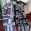 Chanel Shawl Wrap Scarf (With Box) พลาดไม่ได้กับของขวัญสำหรับเทศกาลดีๆที่กำลังจะมาถึง ส่งมอบความรู้สึกดีๆให้กับคนที่คุณรัก ด้วยผ้าพันคอ หรือ ผ้าคลุมจากแบรนด์ดัง ด้วยเนื้อผ้าแบบcashmereที่ถักทอแบบเนื้อละเอียด จึงทำให้นุ่มน่าสัมผัส ให้ความอบอุ่นได้ดี ไม่ว่า