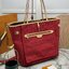 LV Neverfull Bandoulière Inside Out MM กระเป๋าทรงโท้ทรุ่นใหม่ล่าสุด ใช้ได้ 2 ด้าน ภายในสีสดใสมีชีวิตชีวา เป็นการรังสรรค์สุดท้าทายครั้งใหม่ของกระเป๋ารุ่นไอคอนิกจากหลุยส์ ที่สุดของความหรูหรา