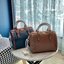 TORY BURCH T Monogram Color-block Barrel Duffle พร้อมส่งที่ไทย สวยก่อนใคร ใบใหญ่ ใส่จุไปเลยจ้าา😘 ✔️กระเป๋าทรงหมอน วัสดุหนังแท้ชั้นดีที่สุด หนังเรียบนิ่มสวย ✔️เปิดปิดกระเป๋าด้วยซิปคู่แบบมีหนังห้อย ภายในกว้างมากสำหรับไซด์นี้ หายห่วงไปเ