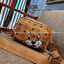 M.C.M KLASSIK CROSSBODY IN NEW YEAR TIGER VISETOS ใหม่ล่าสุด คอลเลคชั่นรับปีเสือ ของมันต้องมี กระเป๋าสะพายข้างทรงครอสบอดี้ โดดเด่นด้วยลายพริ้นท์น้องเสือคมสวย รุ่นนี้หนุ่มๆหรือสาวๆก็สะพายได้น้า ขนาดกำลังดี วัสดุหนังแคนวาสคุณภาพดี มีช่องหลัก 2 ช่อง เปิด-ปิด