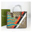 GUCCI Printed Monogrammed Coated-Canvas and Leather Tote Bag / GG Shopping Bag กระเป๋าไซส์ใหญ่ โดดเด่นด้วยลายปริ๊น สวยเอกลักษณ์ พร้อมส่งที่ไทย ภาพสินค้าถ่ายจากงานจริง ใช้งานต่างประเทศได้ วัสดุหนังแคนวาส ภายในโล่งกว้างมาก ใส่ของแบบแน่นๆ จุๆไปได้เลย หมดห่วง