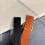 Tory burch reversible leather belt เข็มขัดที่แสนจะธรรมดา ราคาจับต้องได้ แต่คุณภาพคับเส้น เพราะไม่ว่าจะเป็นดีไซน์ที่สวยงามแบบเรียบหรูดูแพง อีกทั้งใช้งานได้ทั้งสองด้าน