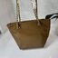 TORY BURCH Ella Chain Crossbody Nylon Bag กระเป๋าคล้องไหล่สายโซ่หรูหราโดดเด่นด้วยโลโก้หนังด้านหน้า สามารถปรับสะพายคอสบอดี้ สะพาลไหล่ได้