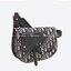 หนังแท้ CHRISTIAN DIOR SADDLE POUCH Beige and Black Dior Oblique Jacquard พร้อมส่งที่ไทย จุของได้เยอะมาก ภายในโล่งกว้าง วัสดุหนังแท้และผ้าแจ็คการ์ดอย่างดีทั้งใบ เกรดเทพออริจินอลหนังแท้ทั้งใบ ภาพสินค้าถ่ายจากงานขายจริง ใช้งานต่างประเทศได้