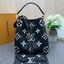 ORI หนังแท้ | LV NeoNoe MM Bucket bag Monogram Flower กระเป๋าสะพายทรงบัคเก็ต ลาย Monogram Flower โดดเด่นเพิ่มสไตล์ มีเสน่ห์ชวนหลงใหล