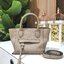 LONGCHAMP MINI MAILBOX TOP HANDLE BAG กระเป๋าถือหรือสะพายรุ่นใหม่ล่าสุด โดดเด่นด้วยดีไซน์คลาสสิควัสดุ Polyamide & Leather หนังแท้เนื้อหนานุ่มหนังขึ้นลายสวยหรูดูดียืดหยุ่นแข็งแรง