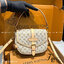 LV Saumur BB bag Monogram Mini jacquard weave กระเป๋าสะพายรุ่นใหม่ เปี่ยมสไตล์หรูหราทอลาย Monogram Mini เทคนิคแจ็คการ์ดดีไซน์ใหม่เผยเสน่ห์คลาสสิกผสานความร่วมสมัยอย่างลงตัว