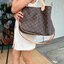 Louis Vuitton Monogram Delight Canvas กระเป๋าสะพายข้างทรงสูงใบใหญ่หนังแกะสังเคราะห์ หูหิ้วปั้มโลโก้ ด้านในมี1ช่องซิป 1ช่องใส่ของจุกจิ๊ก อะไหล่ทองหรูหรา มีสายยาว ถอดสายได้ ปรับระดับได้ จุของได้เยอะ หรูหรา สวยงาม เหมาะกับทุกโอกาศ ต้องมีติดตู้ห้ามพลาดเลยค่า