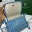 10 สี ORI หนังแท้ | GOYARD Plumet pouch-wallet กระเป๋าสะพายใบเล็กกะทัดรัด ดีไซน์กระเป๋าสตางค์ Plumet ดีไซน์มาพร้อมช่องใส่เหรียญ ธนบัตร และบัตรต่างๆ สามารถสะพายไหล่เป็นกระเป๋าสะพายข้างได้เหมือนกระเป๋าใบเล็ก