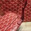 GOYARD BOHEME HOBO BAG / GOYARD HOBO กระเป๋าสะพายทรงโฮโบ ใบใหญ่จุใจ!! มาครบสีขายดี เลิศทุกสี รูปทรงคลาสสิค ดีไซน์เป็นเอกลักษณ์ วัสดุหนังแคนวาสพิมพ์ลายสวยคม ปากกระเป๋ามีซิปเปิด-ปิดกันของหล่นได้ ภายในโล่งกว้างมาก มาพร้อมสายคล้องในตัว ทนทาน สะพายสวยๆได้ทุกวั