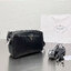 PRADA CAMERA LEATHER BAG with shoulder strap / PRADA MESSENGER BAG BLACK กระเป๋าสะพายหนัง รุ่น Unisex ใช้ได้ทั้งชายหญิง ขนาดกำลังดี ดีไซน์เรียบ แต่หรูหรา พร้อมสายสะพาย 2 เส้น ปรับระดับได้ สามารถสะพายไหล่ และครอสบอดี้