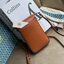 TORY BURCH MILLER METAL PHONE CROSSBODY อีกหนึ่งกระเป๋าใส่มือถือรุ่นฮิตที่เชื่อว่าหลาย ๆ คนต้องเคยเห็นผ่าน ๆ ตามาอย่างแน่นอน กับแบรนด์ Tory Burch ดีไซน์กระเป๋าทรงฝาพับแม่เหล็กใช้งานง่าย มาพร้อมดีเทล Logo สีเดียวกับเฉดสีของกระเป๋า แต่ยังมีความน่ารักด้วยทรง