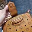 M.C.M ESSENTIAL VISETOS ORIGINAL SMALL CROSSBODY BAG กระเป๋าสะพายข้าง ขนาดกำลังดี สวยอยู่ทรง ดีไซน์เป็นเอกลักษณ์ วัสดุหนังแคนวาสสลับหนังแท้ พริ้นท์ลายเต็มใบ ดูหรูมาก!! เปิด-ปิดกระเป๋าด้วยสายคาดแม่เหล็ก และซิปรูดกันของหล่น มาพร้อมสายสะพาย crossbody ปั๊มลาย