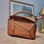 LOEWE MINI PUZZLE BAG IN CLASSIC สุดยอดแบรนด์ที่ดีไซน์เป็นเอกลักษณ์ โดดเด่น สวยหรู กับกระเป๋าสะพายข้างทรงกล่อง ไซส์มินิ สไตล์พัซเซิล