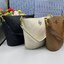 Tory Burch McGraw Bucket bag / Tory Burch Mcgraw Double T Logo Plaque Bucket Bag พร้อมส่ง 4 สี กระเป๋าสะพายหรือถือคล้องแขนทรงถัง จุของได้เยอะใบนี้ตอบโจทย์ได้ดีมาก โทนสีเรียบง่าย แฝงไปด้วยความดูดี สุขุมและเป็นผู้ใหญ่