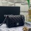 หนังแท้ CHANEL classic 8" black caviar รุ่นยอดนิยมไอเท็มฮิตวัสดุหนังคาเวียร์สวยคลาสสิค ด้านหน้ามีโลโก้แบรนด์อะไหล่ทอง/เงินสวยหรู ภายในสีแดงเบอกันดี้ เป็นใบยอดนิยมของสาวๆ เลยค่าา พร้อมส่งที่ไทยไม่ต้องรอพรีฯ สาวก Chanel Must Have! นะคะ