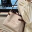 COACH CH190 HANNA SHOULDER BAG น้องใหม่ เรียบหรู ดูแพง กับกระเป๋าสะพายไหล่ทรงสวย โทนสีคลาสสิค ดีไซน์ตกแต่งสายคาดจับจีบข้างกระเป๋าเพิ่มดีเทล มาพร้อมหูจับถอดแยกได้
